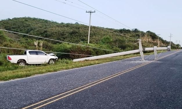 Accidente automovilístico deja sin luz a Balcozna