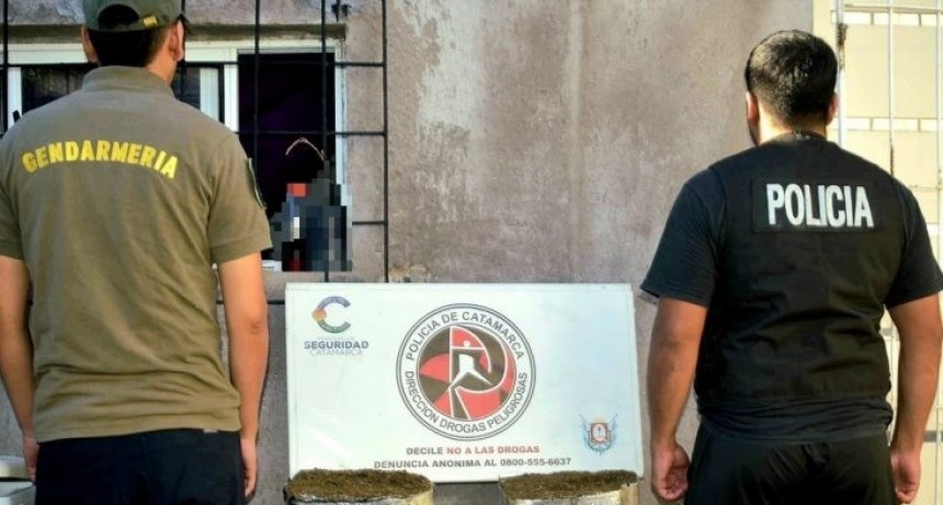 Detienen a mujer con gran cantidad de marihuana en su vivienda de la Capital