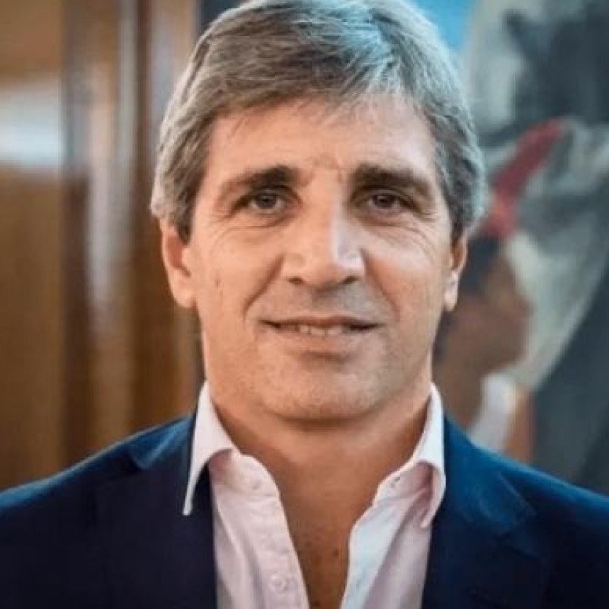 El Gobierno prepara un mecanismo para permitir el uso de d&oacute;lares no declarados con fines de consumo