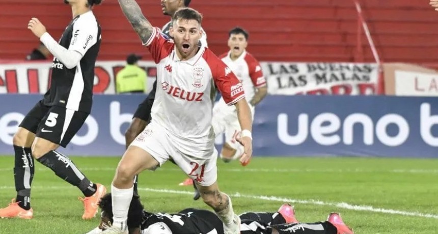 Con suplentes y autoridad, Hurac&aacute;n venci&oacute; a Corinthians y se meti&oacute; en octavos como l&iacute;der del Grupo C