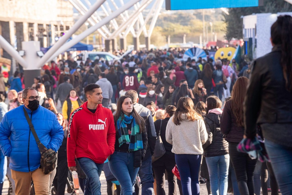 Más de 1,2 millones de personas visitaron la Fiesta del Poncho 2024