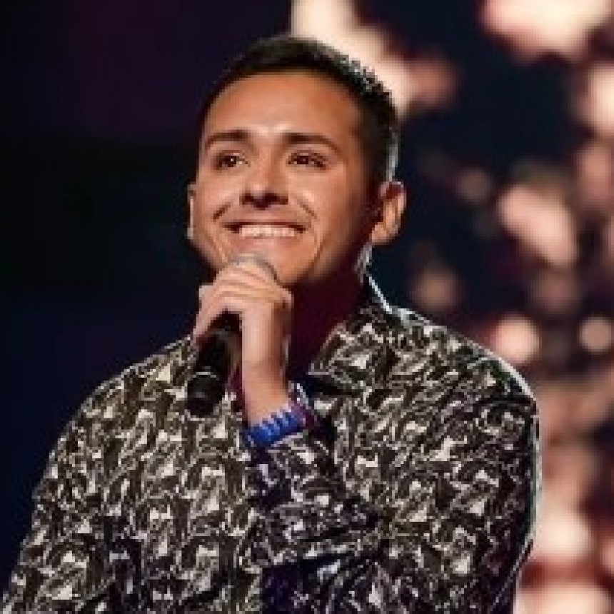 Nico Reyna en la final de Canta Conmigo Ahora