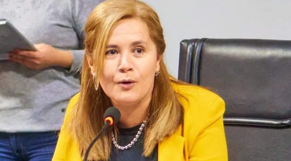 Belky Pennise Zavaley: “La violencia en las escuelas refleja lo que pasa en los hogares y en la sociedad”