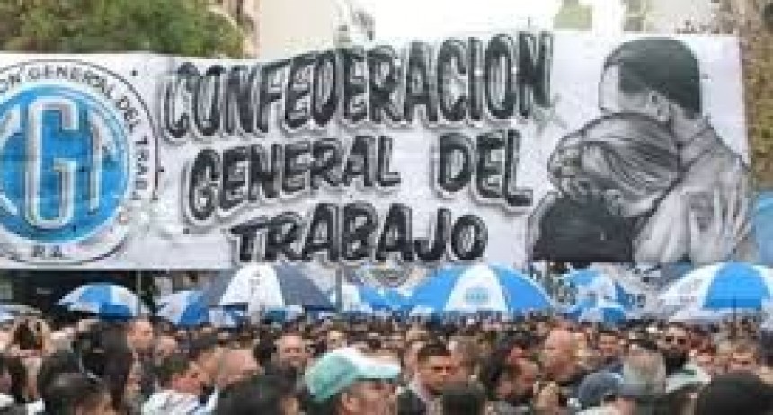 El Gobierno desmiente cambios en el empleo público y calma rumores sobre la reforma laboral